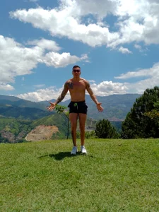 jack_pergurtson01 Body hot  4টি ছবি