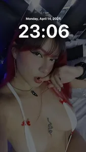 Dafne_Moon slingshot Pic 2