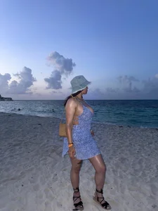 Katalina_Alvarezz Summer gril 😎🏖️☀️ Bilde 4