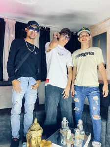 Public de DesiresOfOlympus_  6 photos