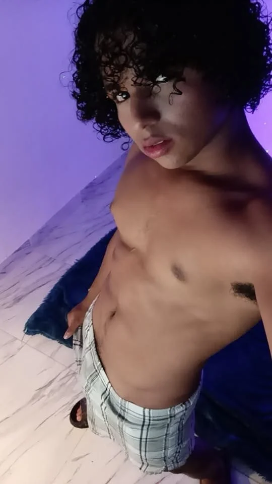 Noah_Smith04 热门图片 1658