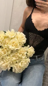 AliceAtkins a little beauty for your feed🥂💘 Immagine  2