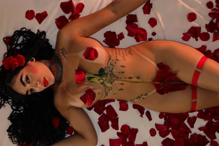 danna_berlin_ I am a spicy and wild woman Pic 2