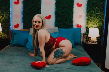 Nicole__Aniston_ Happy Valentine's Day Pic 9