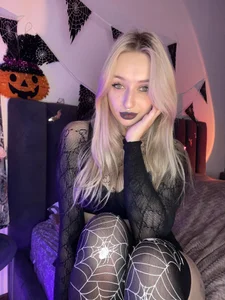 _Kiss_me_hard_ Halloween Foto 2