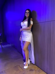 sweety_bombomのWHITE NIGHTの 2枚の写真