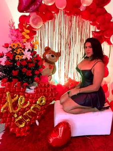 Happy and Sexy Valentine 💖💋🌹💕🥰💞❤ de Dollperverthot  6 Imagens