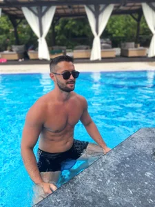 ZackFraser Pool Poză 7