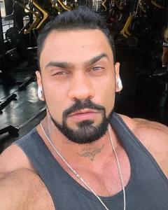 Public de henryhadesflirt  6 Imagens