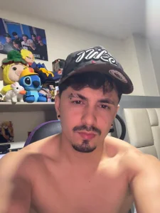 Andres_Blessed FOTOSs Foto