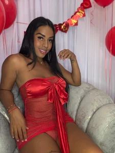 shantallhotxx valentines day Foto 2