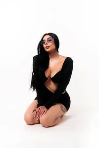 Melisacoopers's Lady in black Sex Photo 3