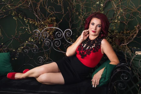 Cassandra_Hotty: Public ( 3 фото)