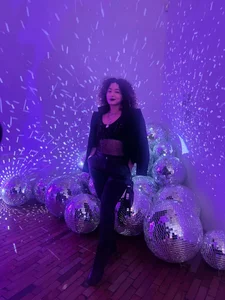 Brittany_ch Public Pic 5