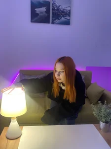 NelleCaram Public Pic