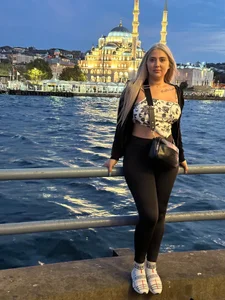 Evamendez02 Public Immagine  4