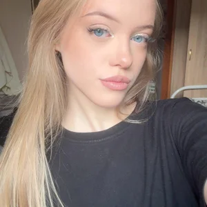 Dear_Tessa Public Kuva 2