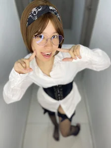 Anto_herrera: White shirt and corset ( 7 фото)