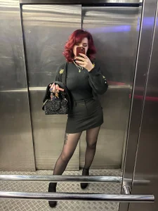 Chriss_Fox photo in the elevator Pic 9