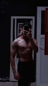 Amer6y55 kullanıcısının اقعد وانا ادلعك albümü -  3 fotoğraf