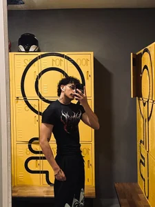 JayTaylorr 🦾🫦 . fénykép