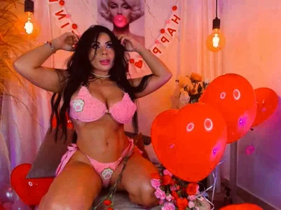 Natasha_hartaman Valentine's Day Pic 8