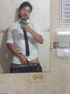 cortelioni_massimo_: me ( фото)