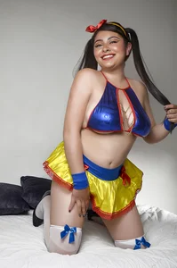 MiiaaJoness Sexy Miiaa Pic 2