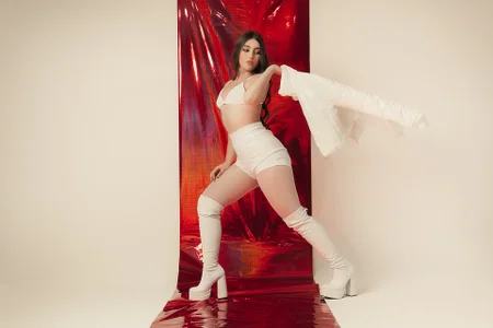 DolcieElliot Do I look pretty? Foto