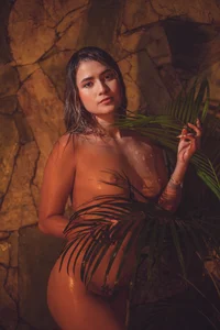 sweetty_paulina My body is really sexy when it gets wet 🍑💦 Pic