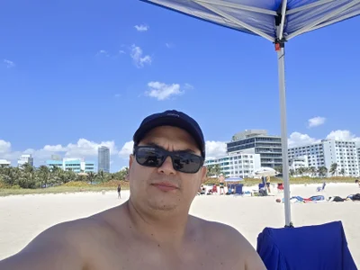 Yo de lucho8690  Imagens