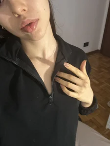 Viithoney Public Pic 6