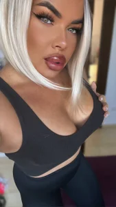 MissLilaa Public Pic