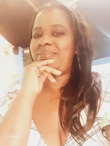 linsay_hot: Public ( 5 фото)