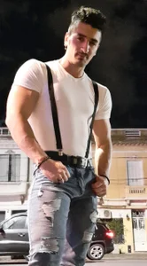 About Me2 de tanobighorse  6 photos