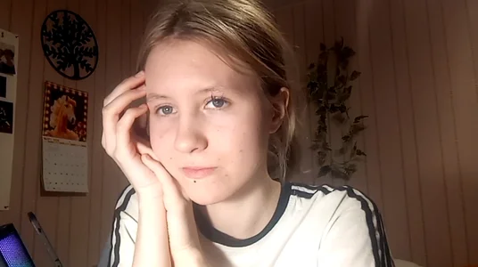 RunawayBr1de 😋  2টি ছবি