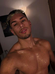Aaronfox_x BEAUTIFUL Pic 2