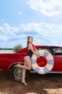 SelinSwarovski Hot sand, hotter me Immagine  2