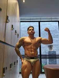 Be my gymbro de Mike_montoya1 Foto 5