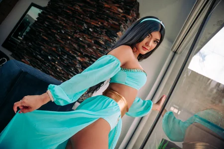 CaseyPiierce Princes Jazmin 🧞‍♀️ I make Ur wishes come True Εικόνα 3