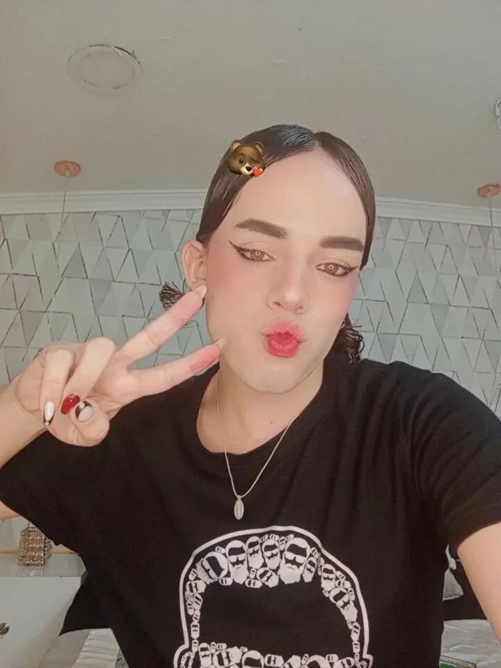 JustinePerry Populært foto 1869