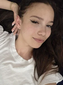 MiaHyzard Public Immagine  2