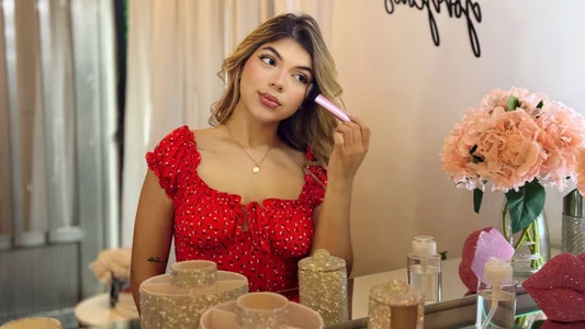 AngelBlushXXX sexy in red Foto 5