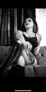 Cinema girl.. od Eva_Greeen  3 snímek