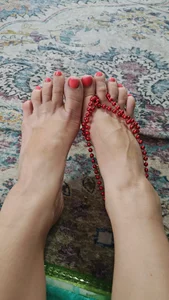 MaryBrook1 Feet / new pedicure Pic 4