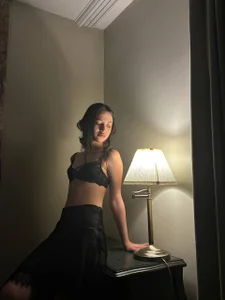 Janet_Jee Elegant, innocent… or am I? Immagine  8