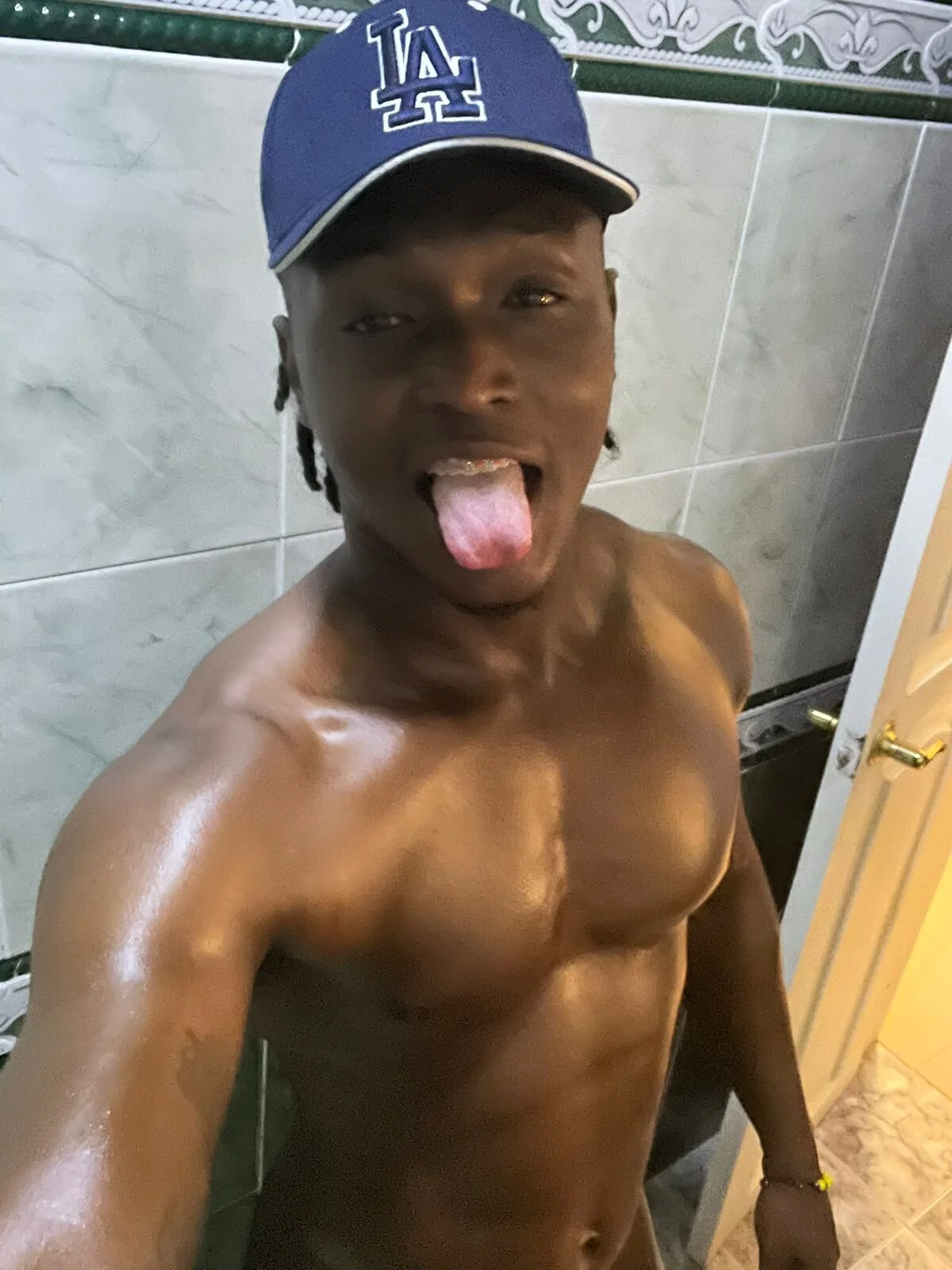 Трендове зображення  3050 DannSmmith