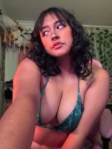 Bikini 👙 de pawmistry  2 photos