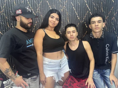 SexShowGngBng Gratis 2 Pic 3