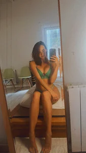 LenaReyxo1 dont be shy, have a look Bilde 6
